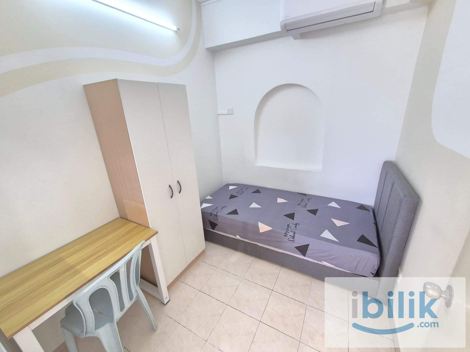 Single Female Room at Vista Komanwel, Bukit Jalil - Image 1