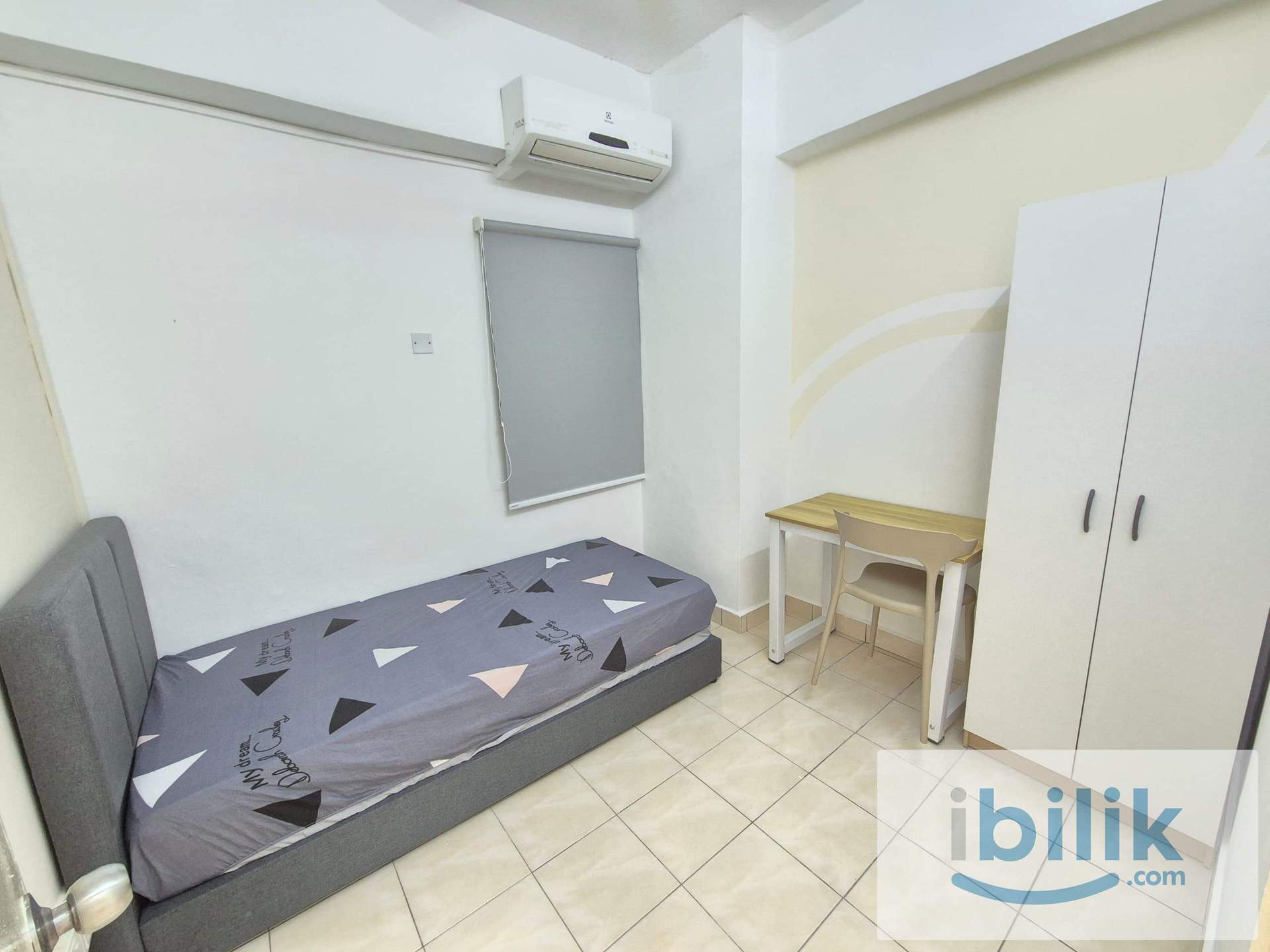 Single Female Room at Vista Komanwel, Bukit Jalil - Image 4