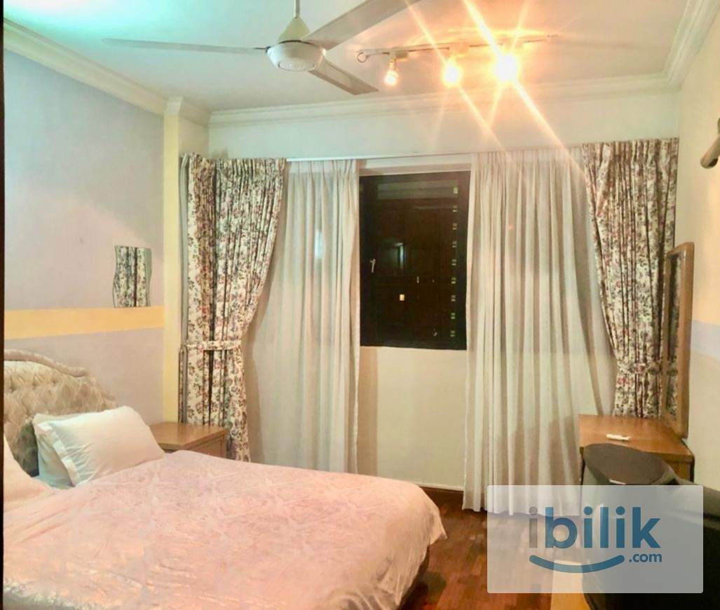 Female Masterbedroom private Bath beside LRT  - Image 1