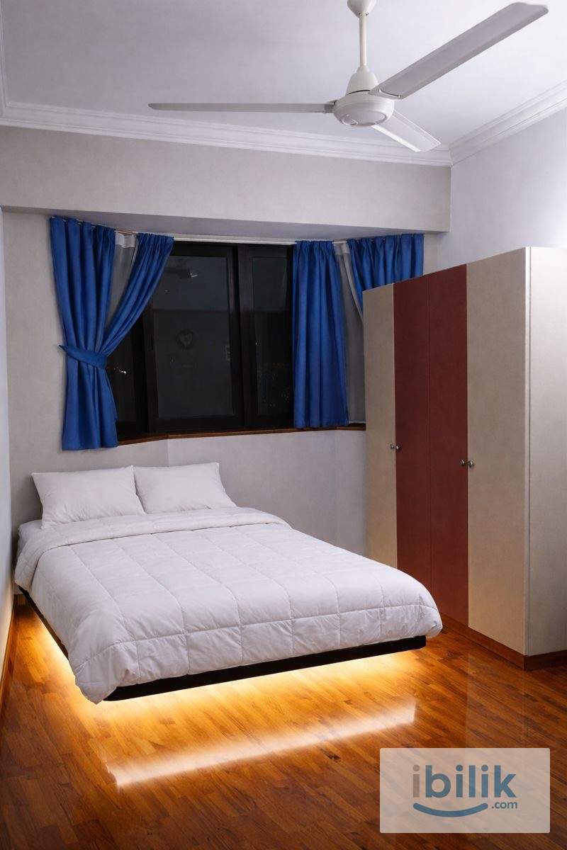 Female middle room beside  Pwtc lrt Hkl   - Image 1