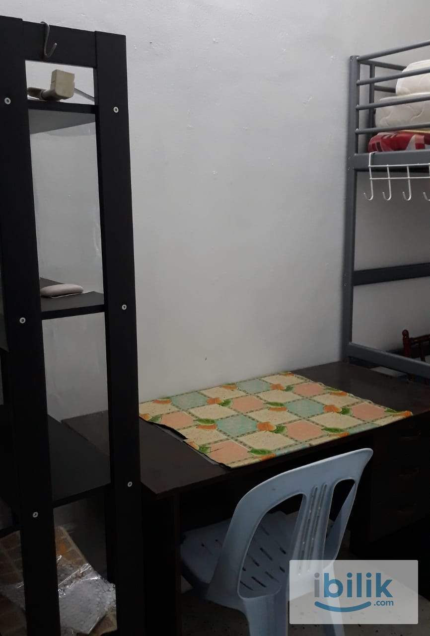 Room @Section 14 PJ - Image 1