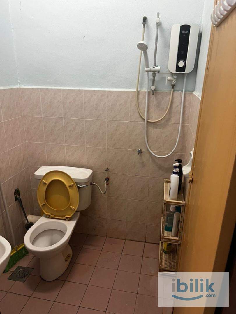 Middle room to rent - Image 5