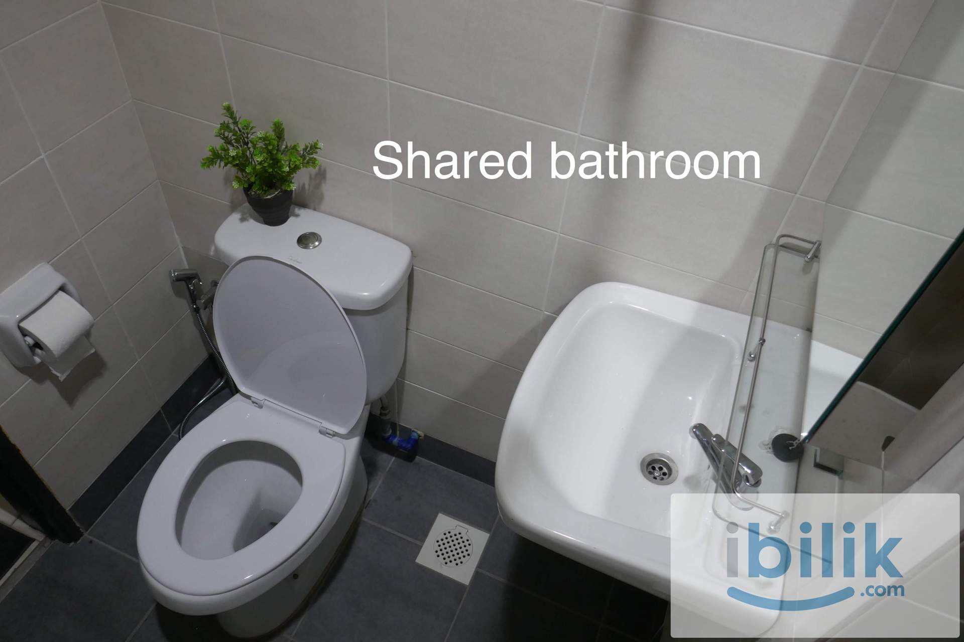 Cova Villa, Middle Room, Fully Furnished, Female Only, Low Density - Image 4