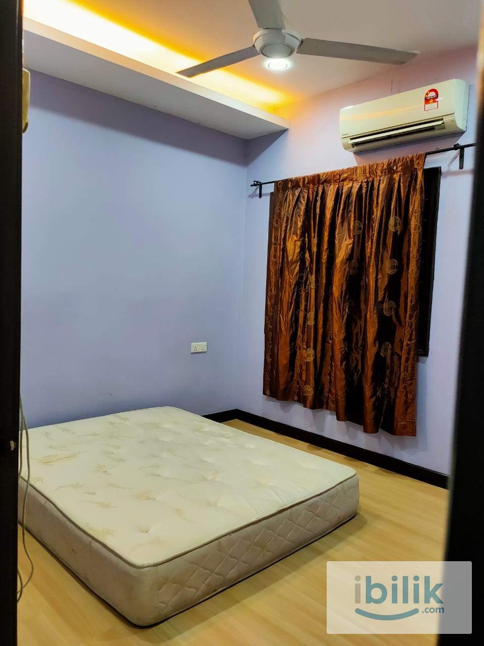 middle room for rent  - Image 1