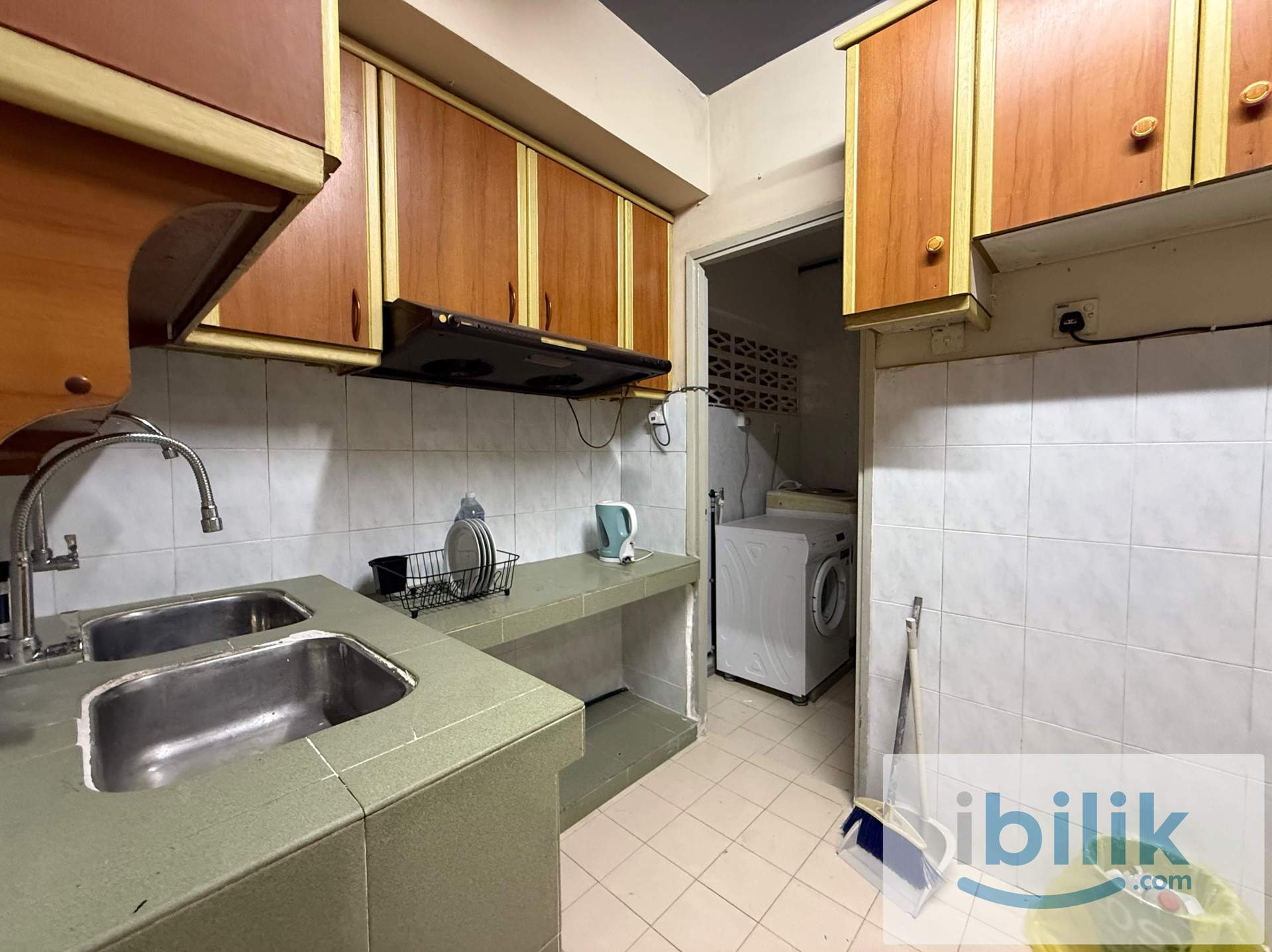 4 Rooms 2 Bath - Image 2