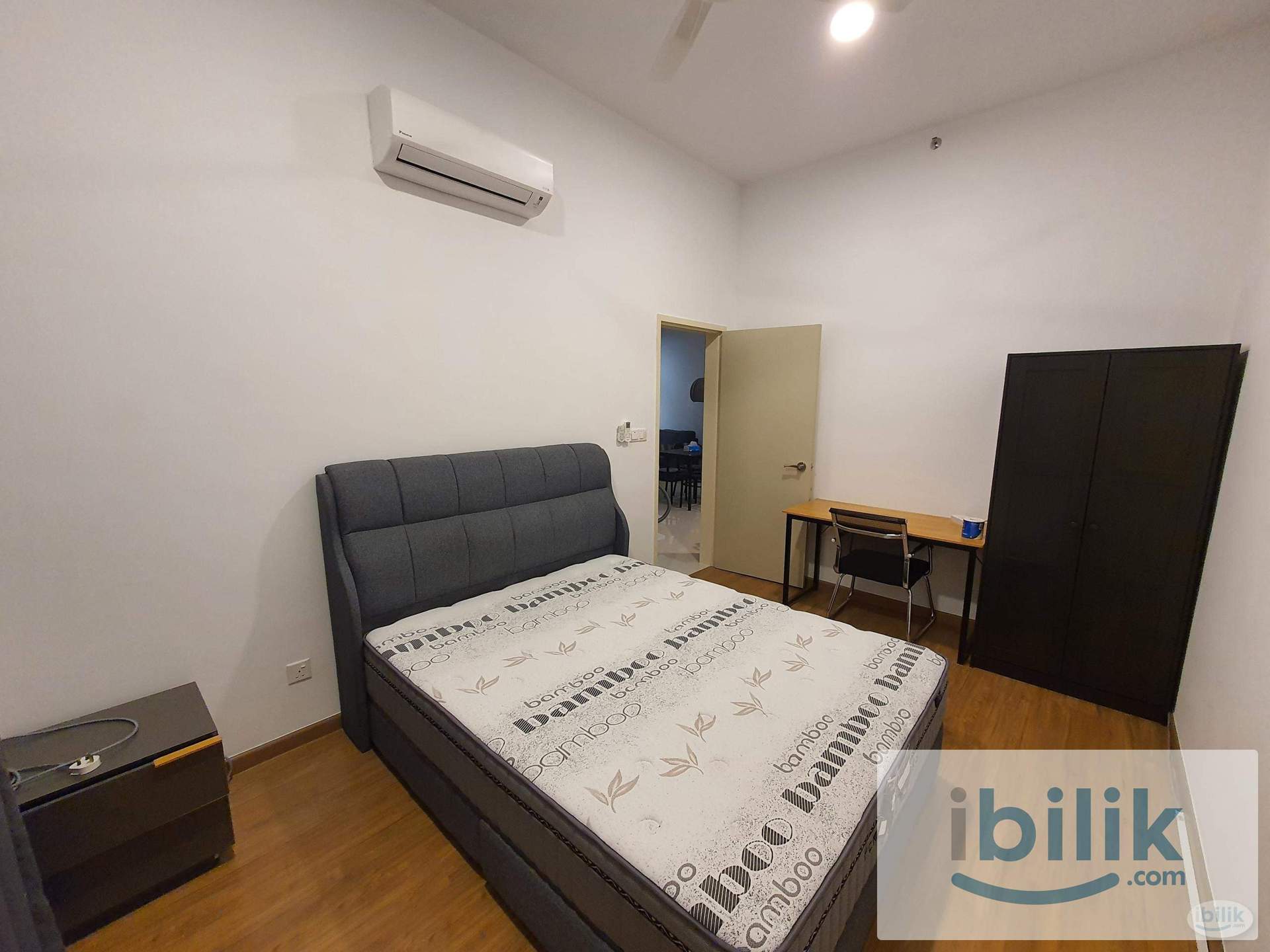 RICA middle room with own toilet (prefer female) - Image 3