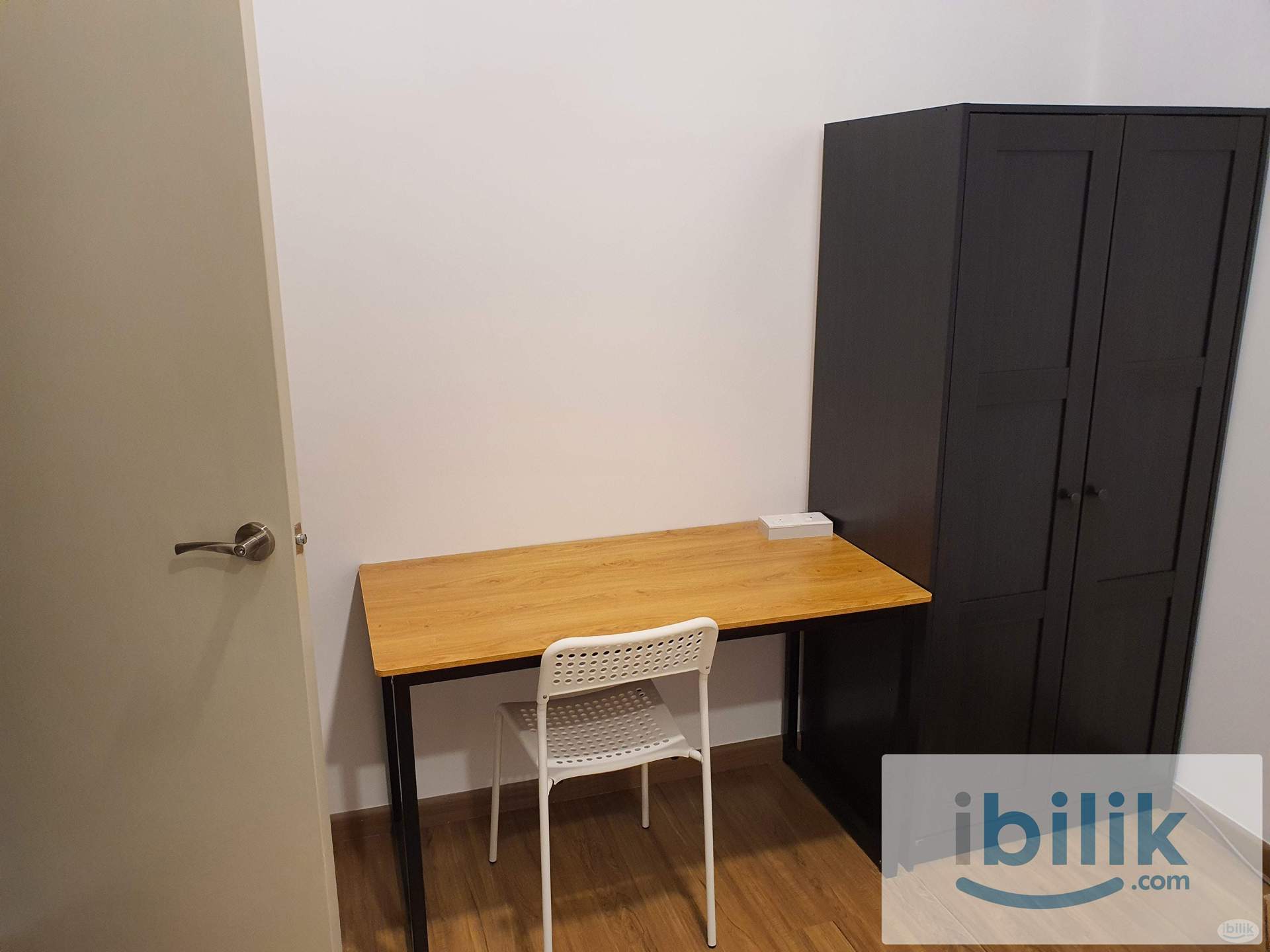 RICA middle room with own toilet (prefer female) - Image 5
