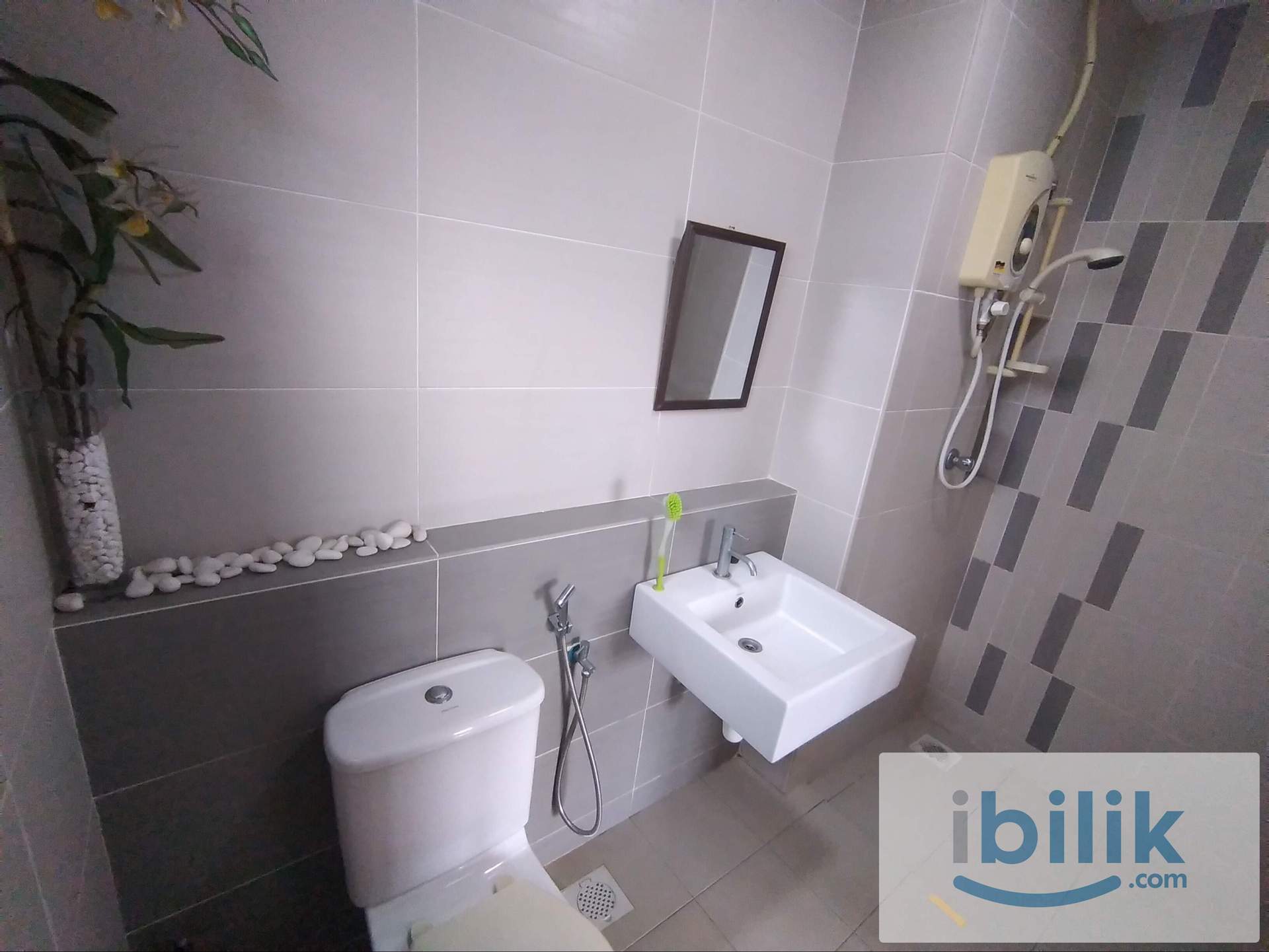 Setia Walk Apartment Master Room for Single Lady  - Image 2