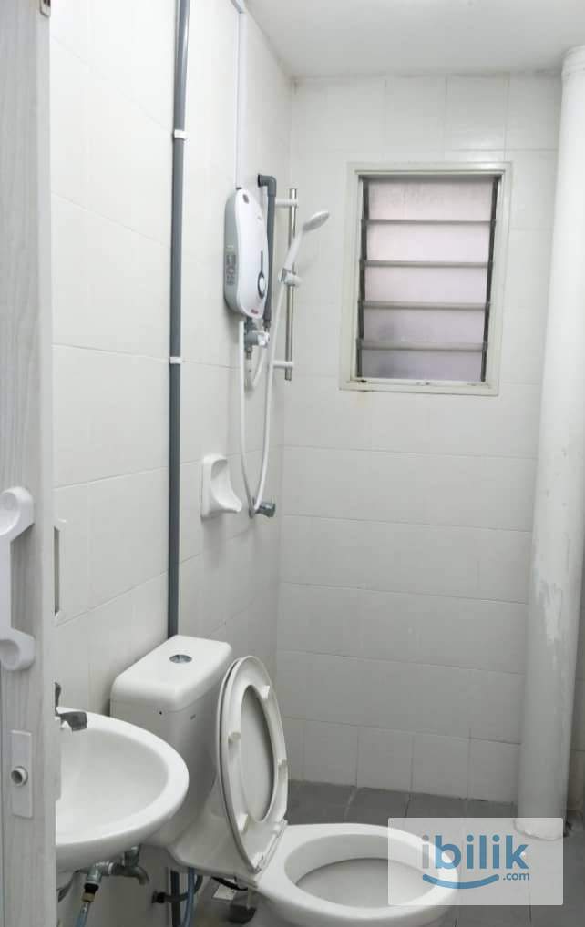 Medium & Single Room For Rent @ Kemuning Aman Apartment (Kemuning Utama) - Image 1