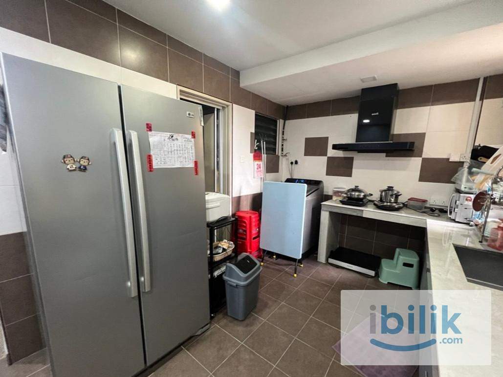 Fully Furnished Middle Room at Taming Indah 1 Apartment, Bandar Sungai Long For Rent - Image 1