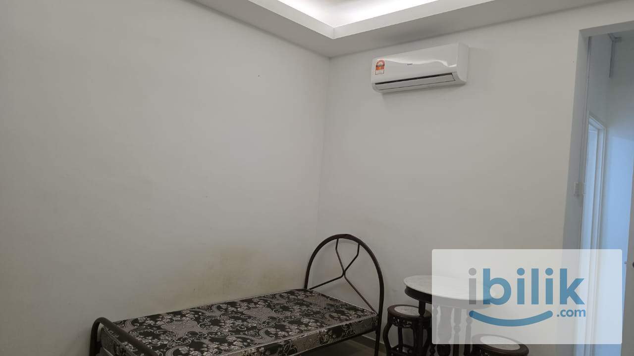 Fully Furnished Master Bedroom at Taming Indah 1 Apartment, Bandar Sungai Long For Rent - Image 1