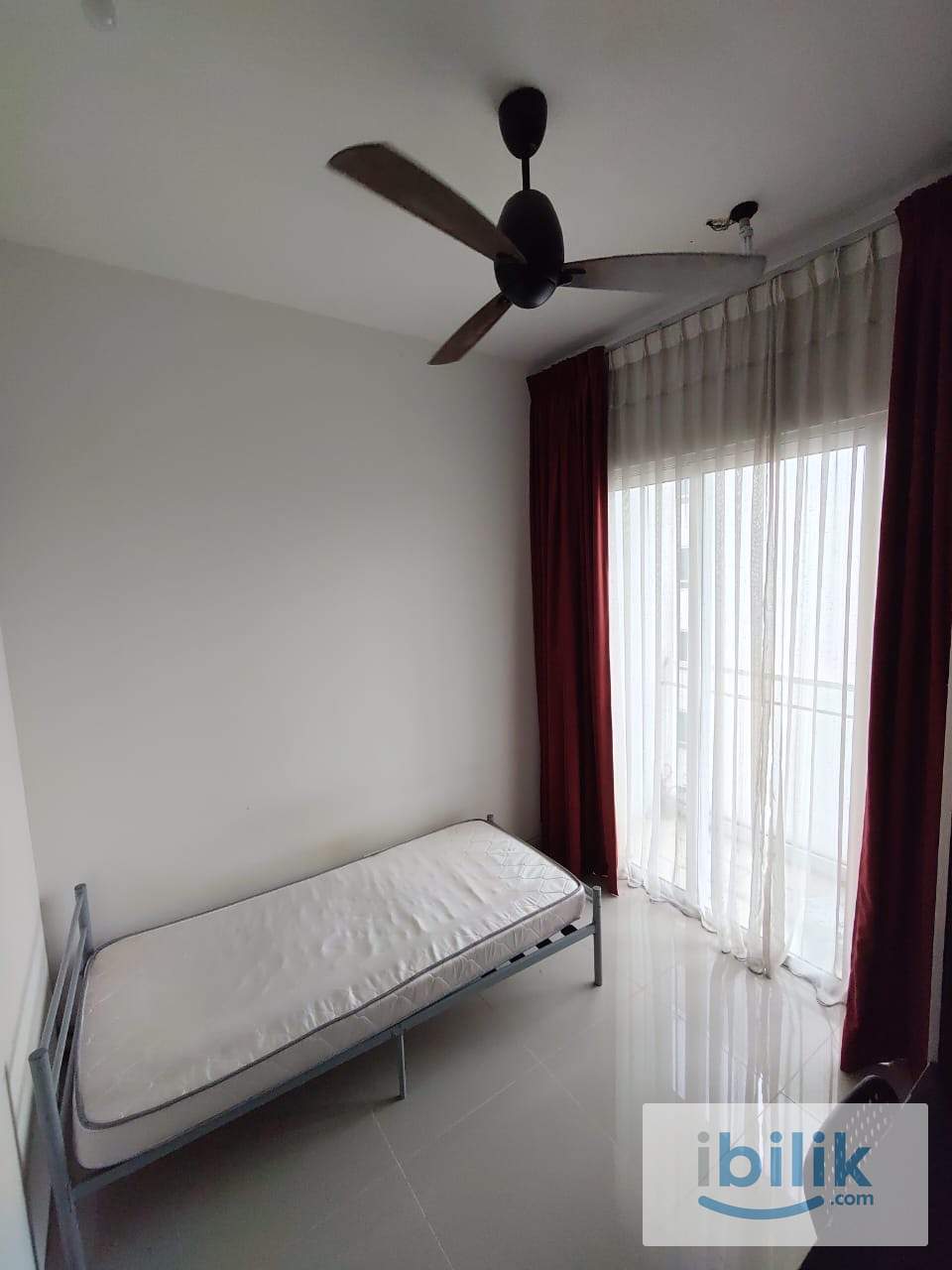 Middle Room (with private balcony) at Desa Green, Taman Desa - Image 1