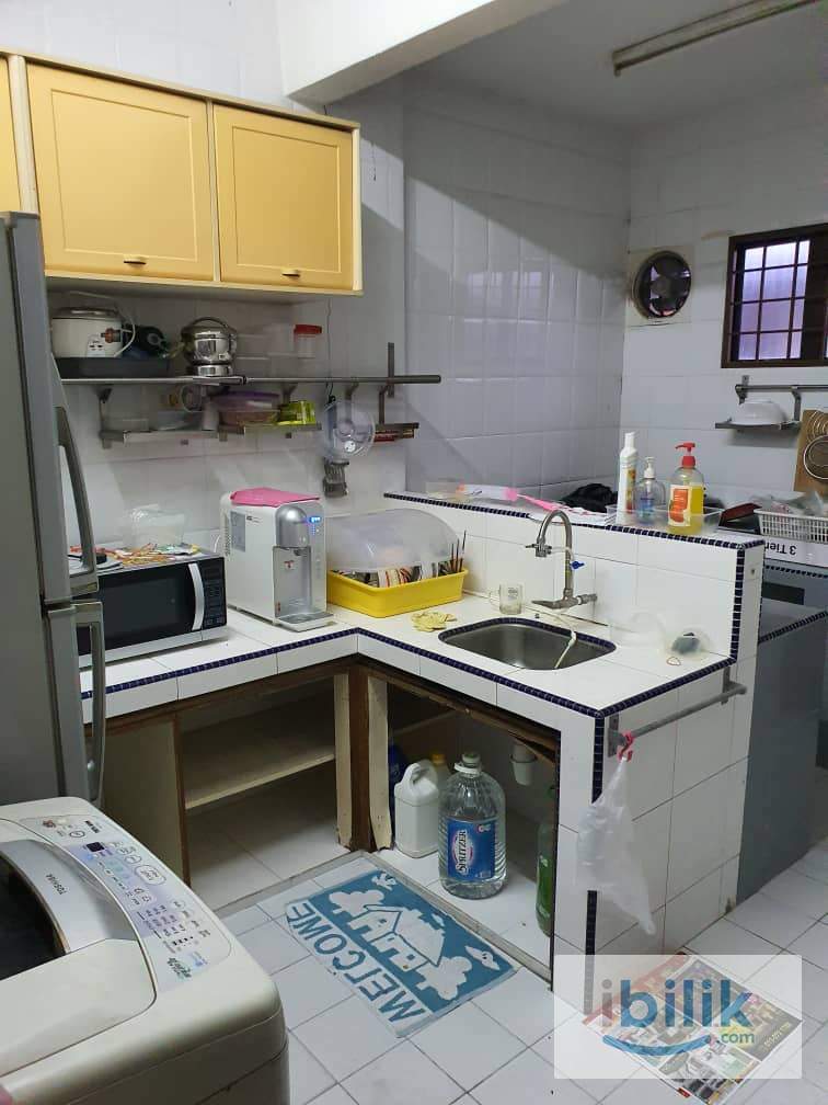 Middle Room at Taman Puchong Indah, Puchong - Image 2