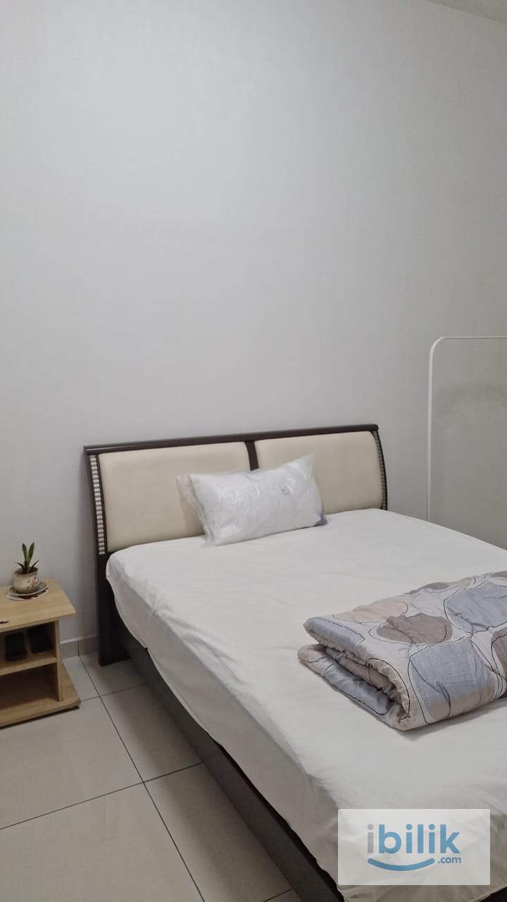Middle Room (Includes Utilities & Private Bathroom) at Setia Eco Cascadia - Image 2