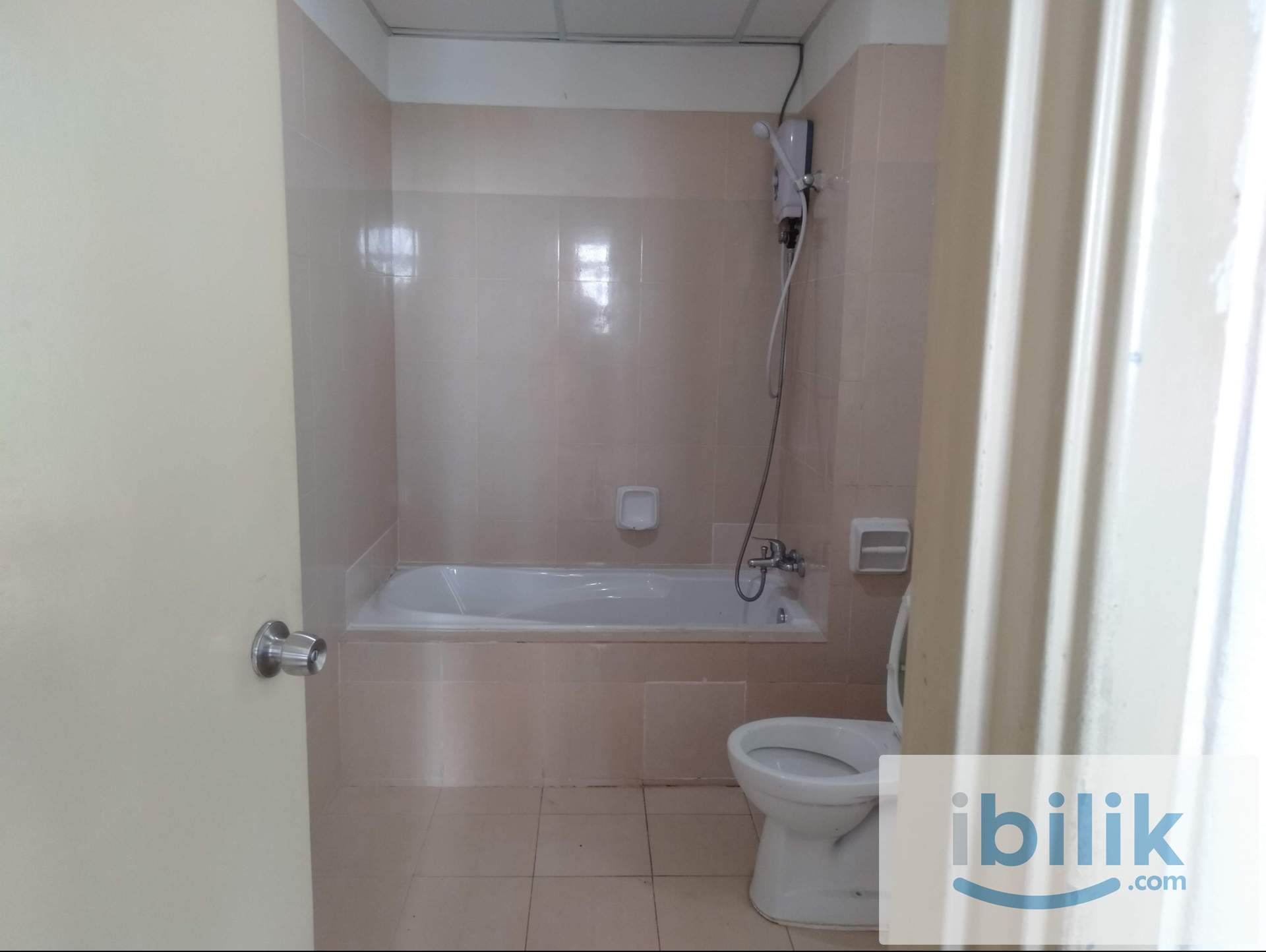 Sentul Jalan Ipoh KL Master room near KLPAC KTM  - Image 6