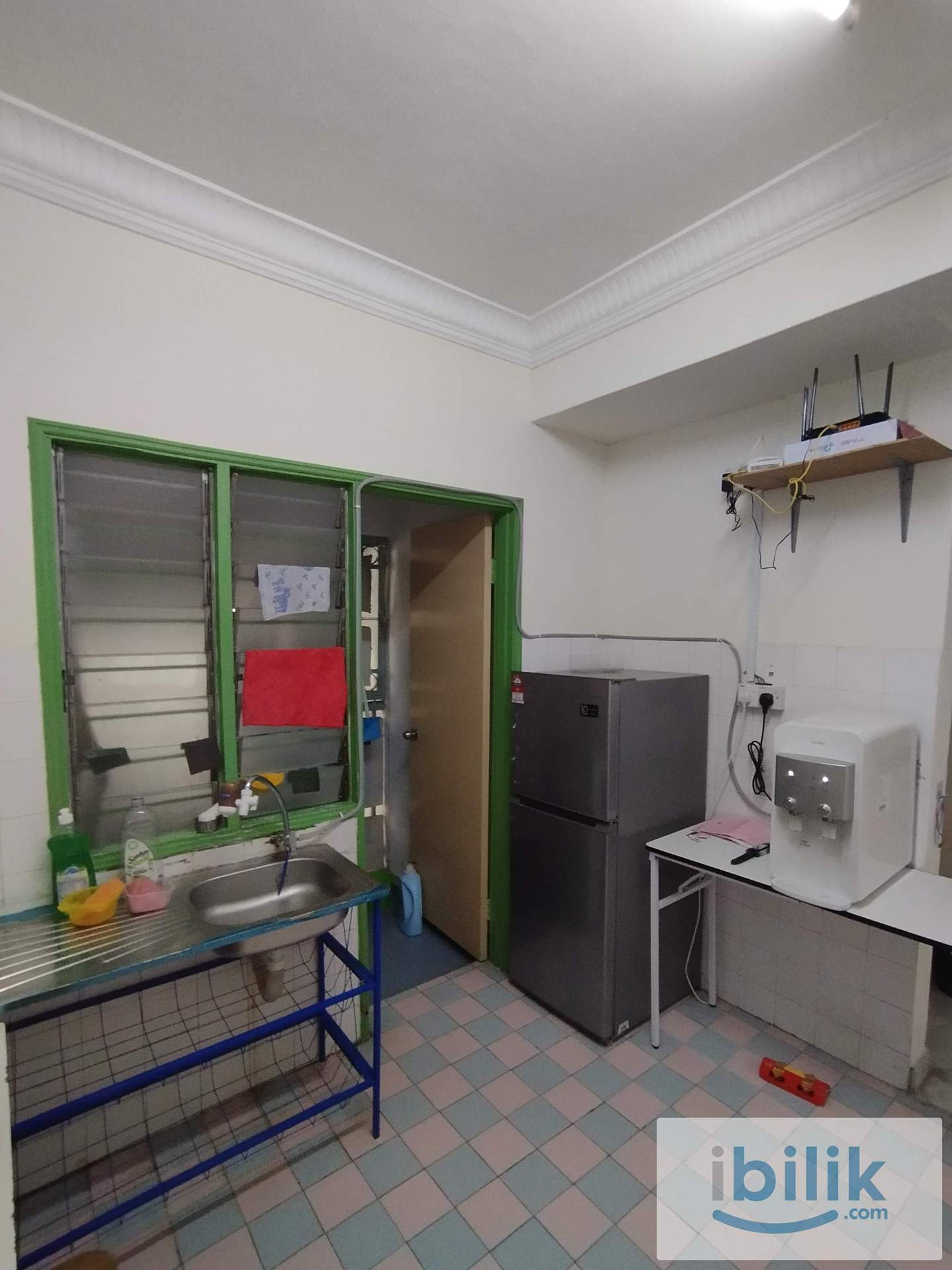 medium room - Image 5