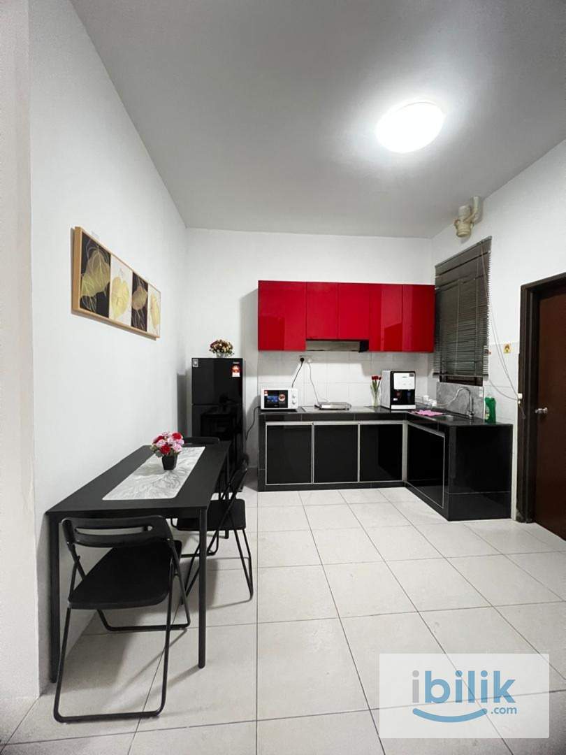 Medium Room at Larkin, JB! - Image 4