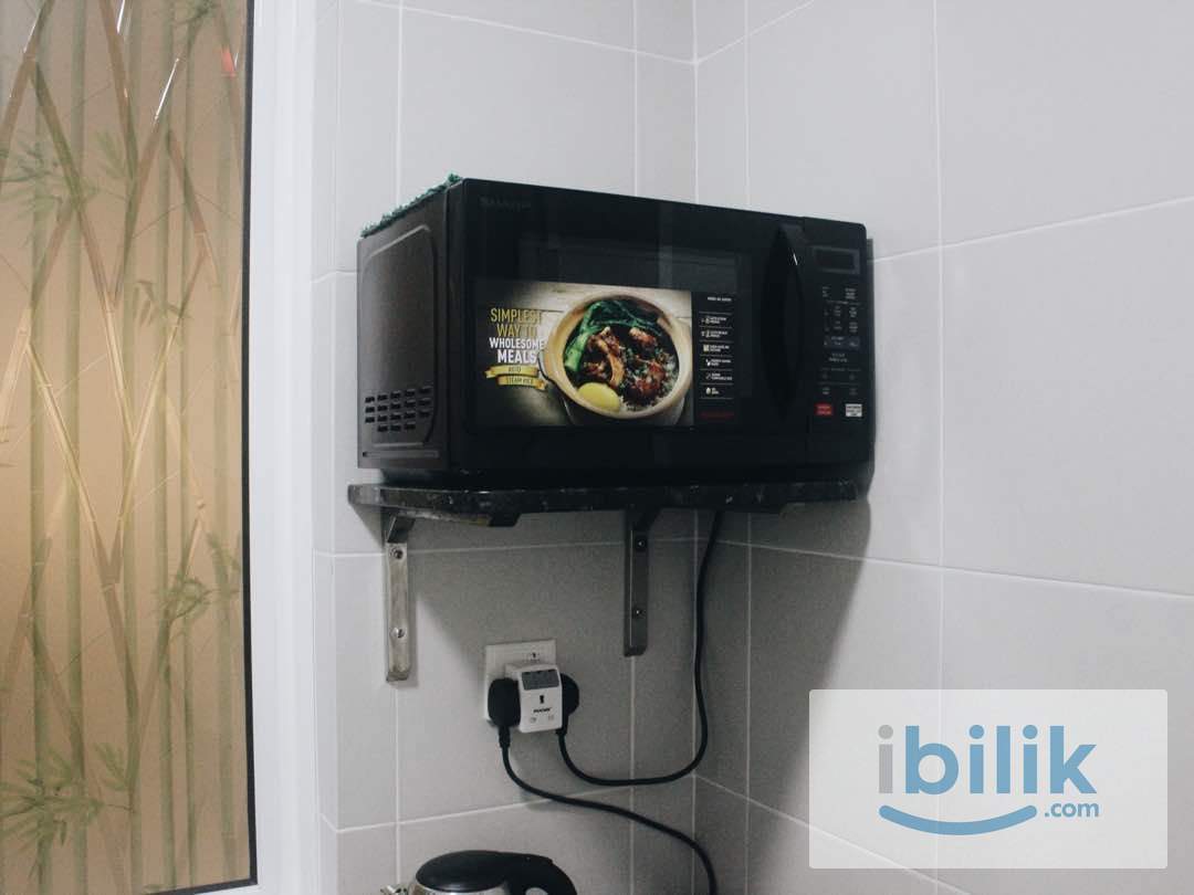 Private /middle room located at Arena Residence Bayan Baru Penang  - Image 3
