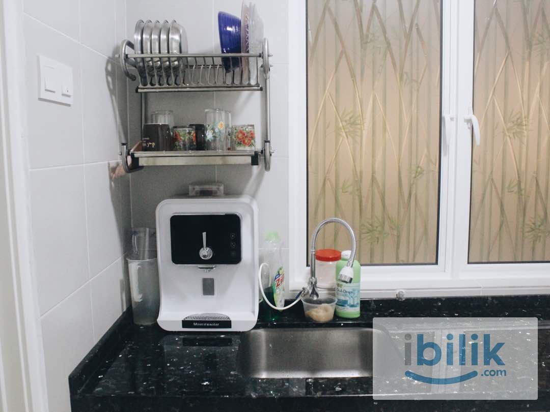 Private /middle room located at Arena Residence Bayan Baru Penang  - Image 4