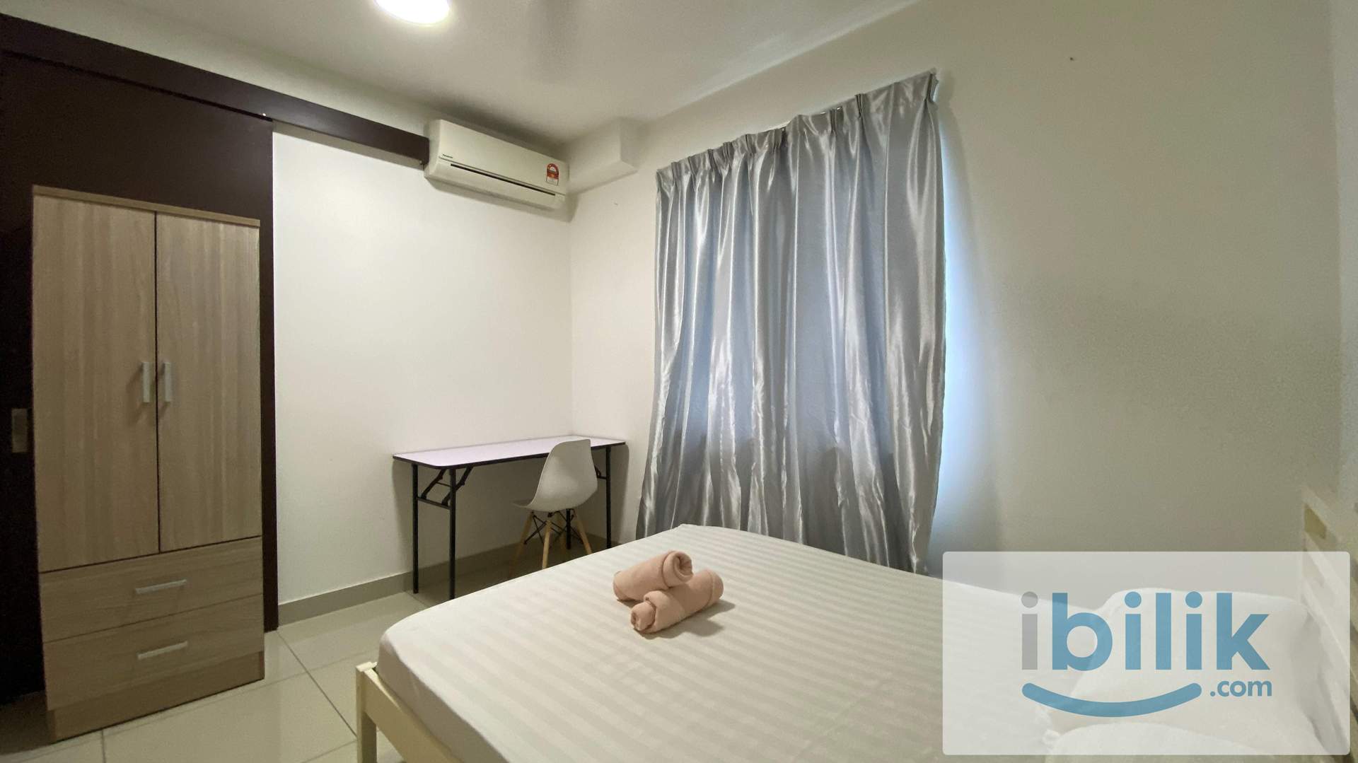 Trefoil Middle Room for Rent - Image 1