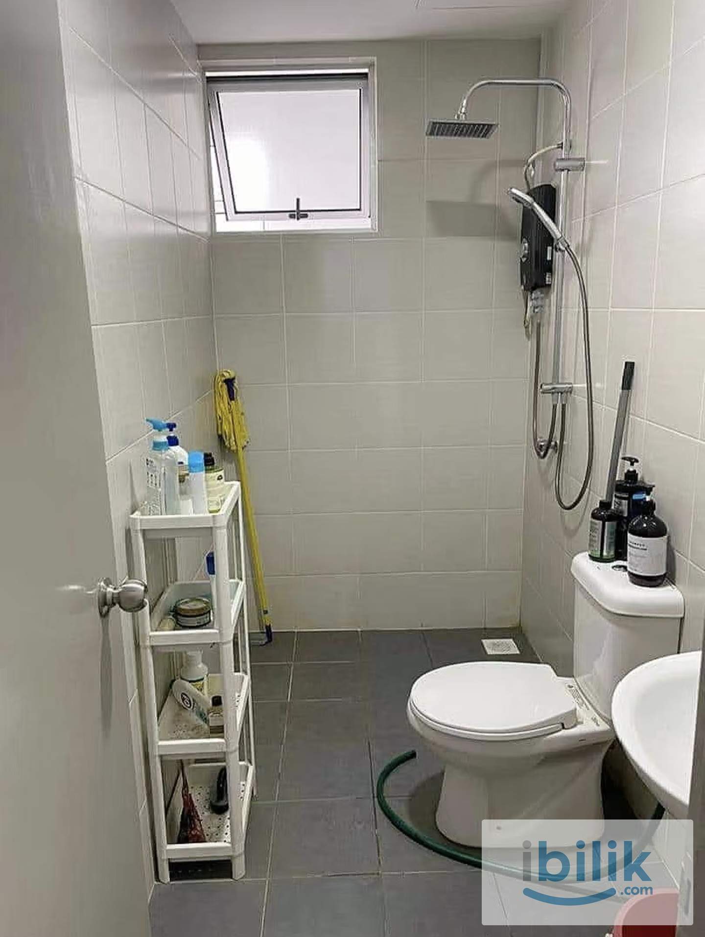 Single Room at PV18 Residence Platinum Lake City, Setapak - Image 3