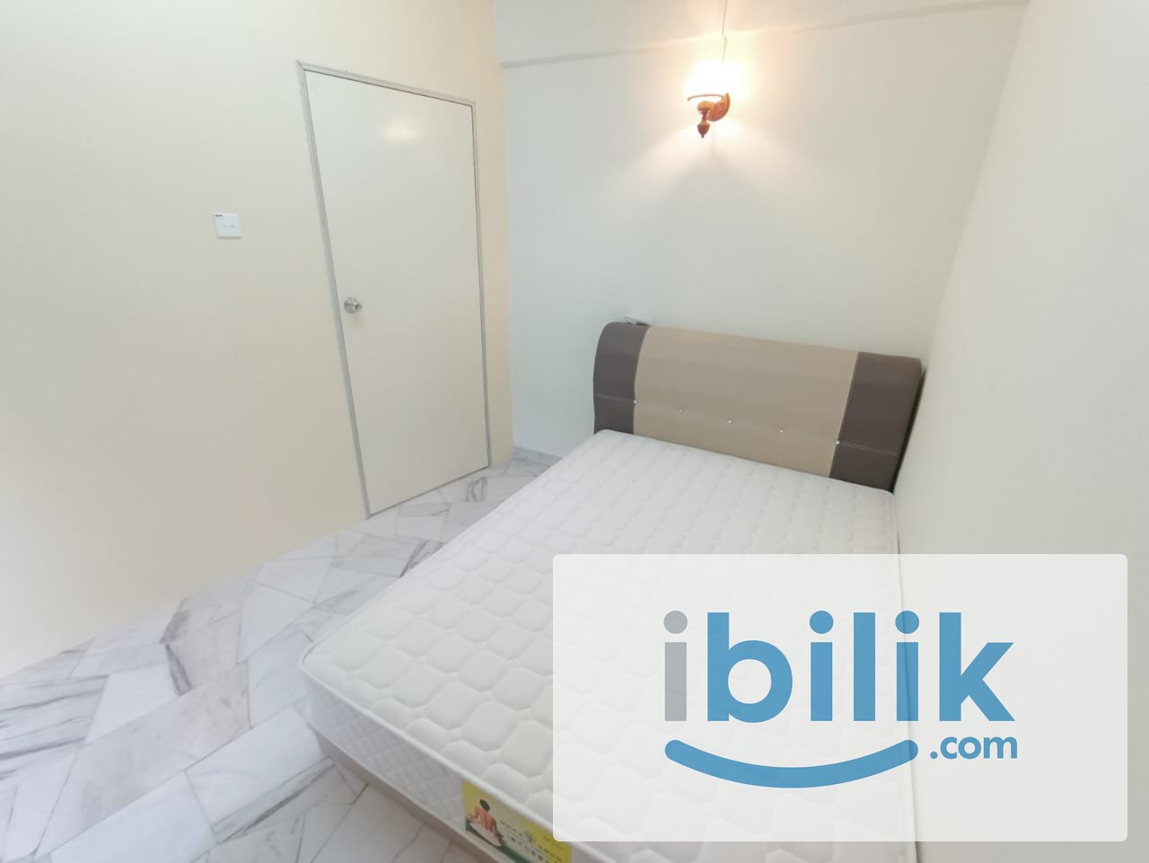 Individual Metered Medium Bedroom (Female Only) - Image 2