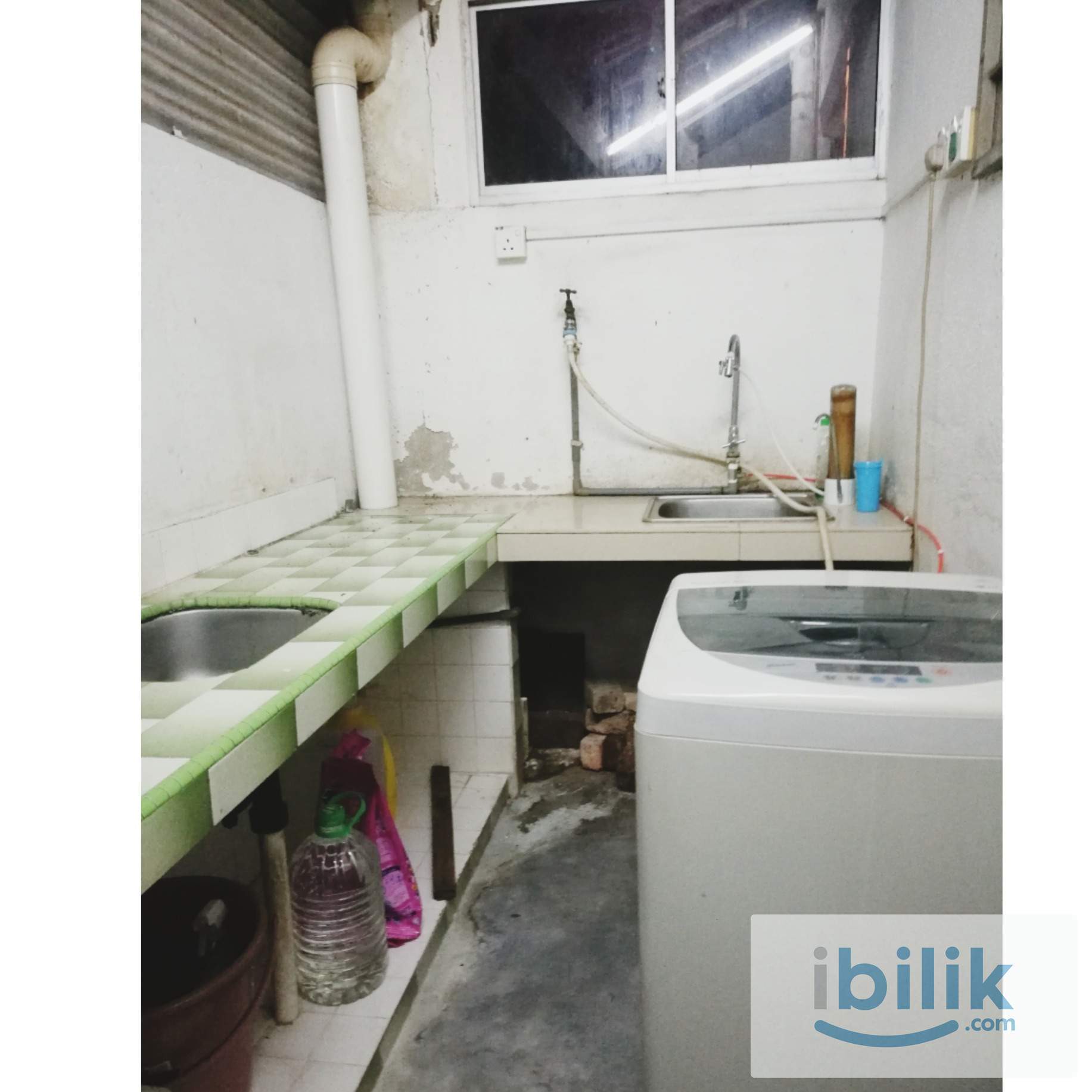 Medium Room (EVERYTHING is included) at Desa Setapak, Setapak - Image 5