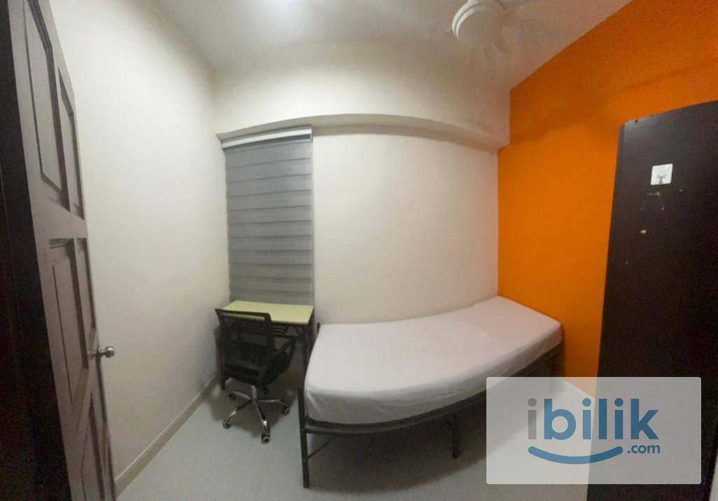 Single Room at Kelana Puteri Condominium - Image 1