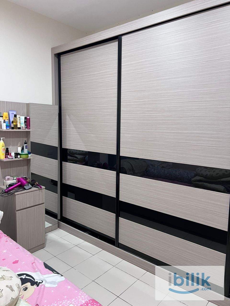 Master Bedroom For Rent at Milea Residence near Miri General Hospital - Image 2