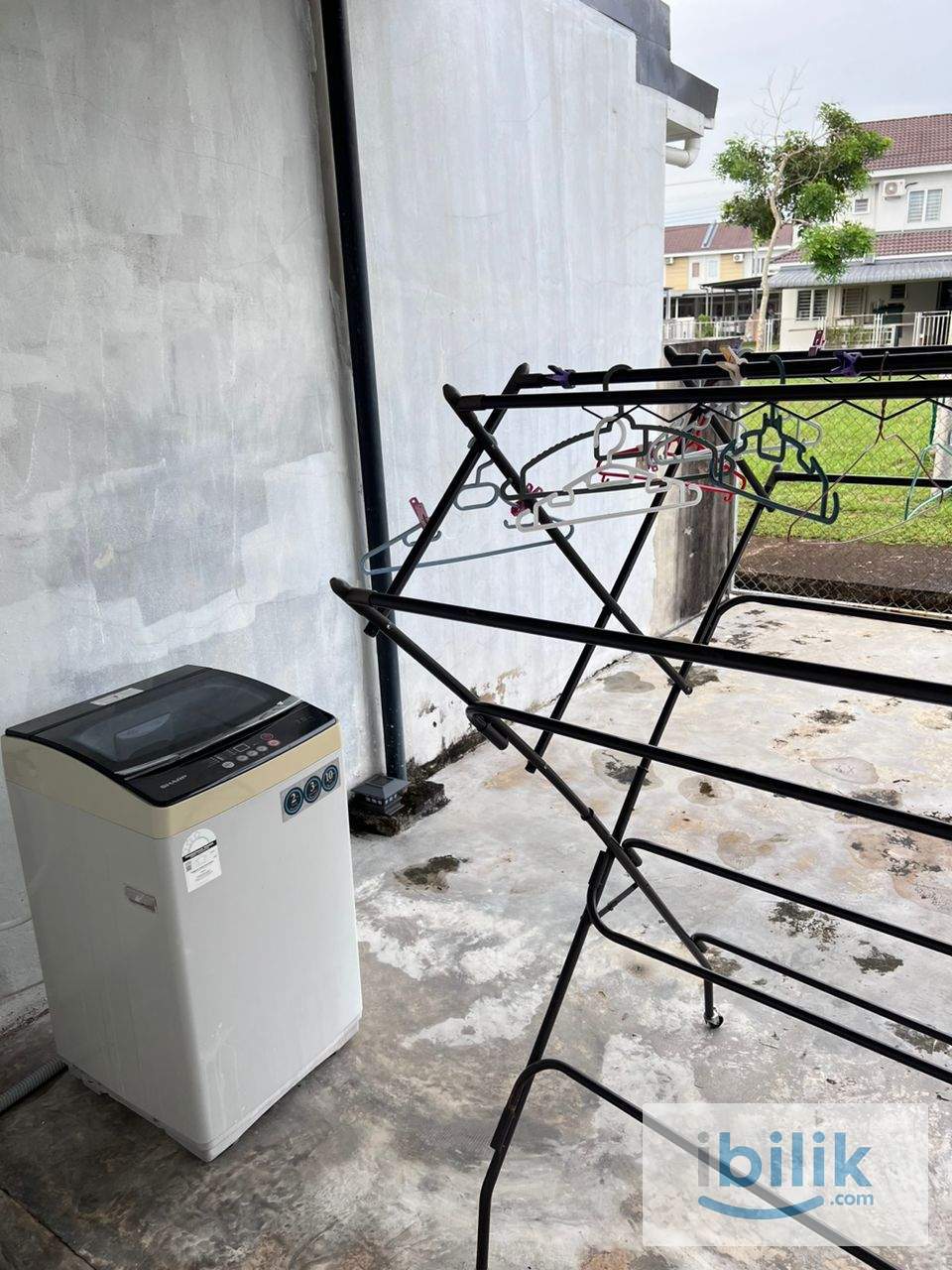 Master Bedroom For Rent at Milea Residence near Miri General Hospital - Image 9