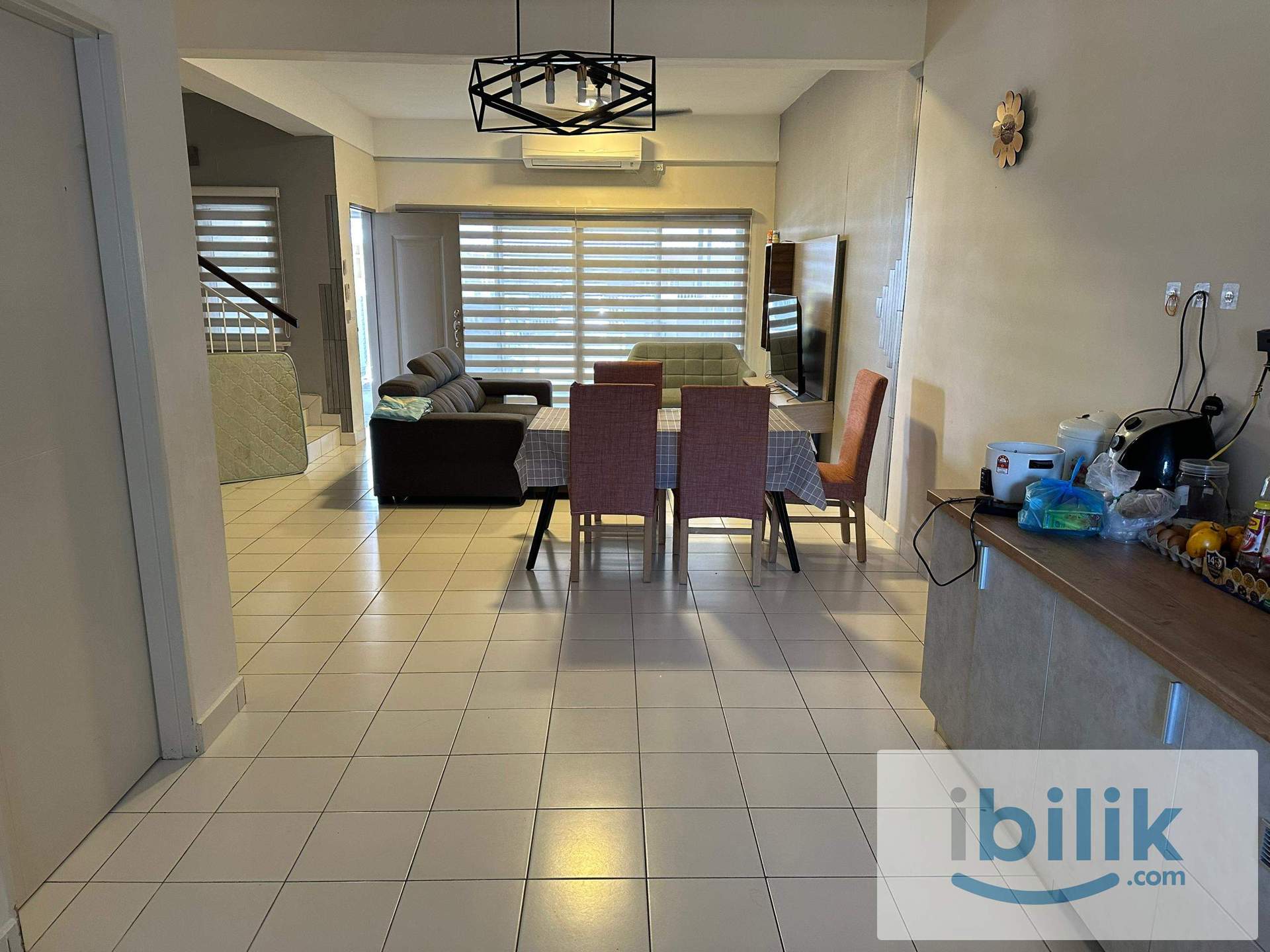 Master Bedroom For Rent at Milea Residence near Miri General Hospital - Image 6