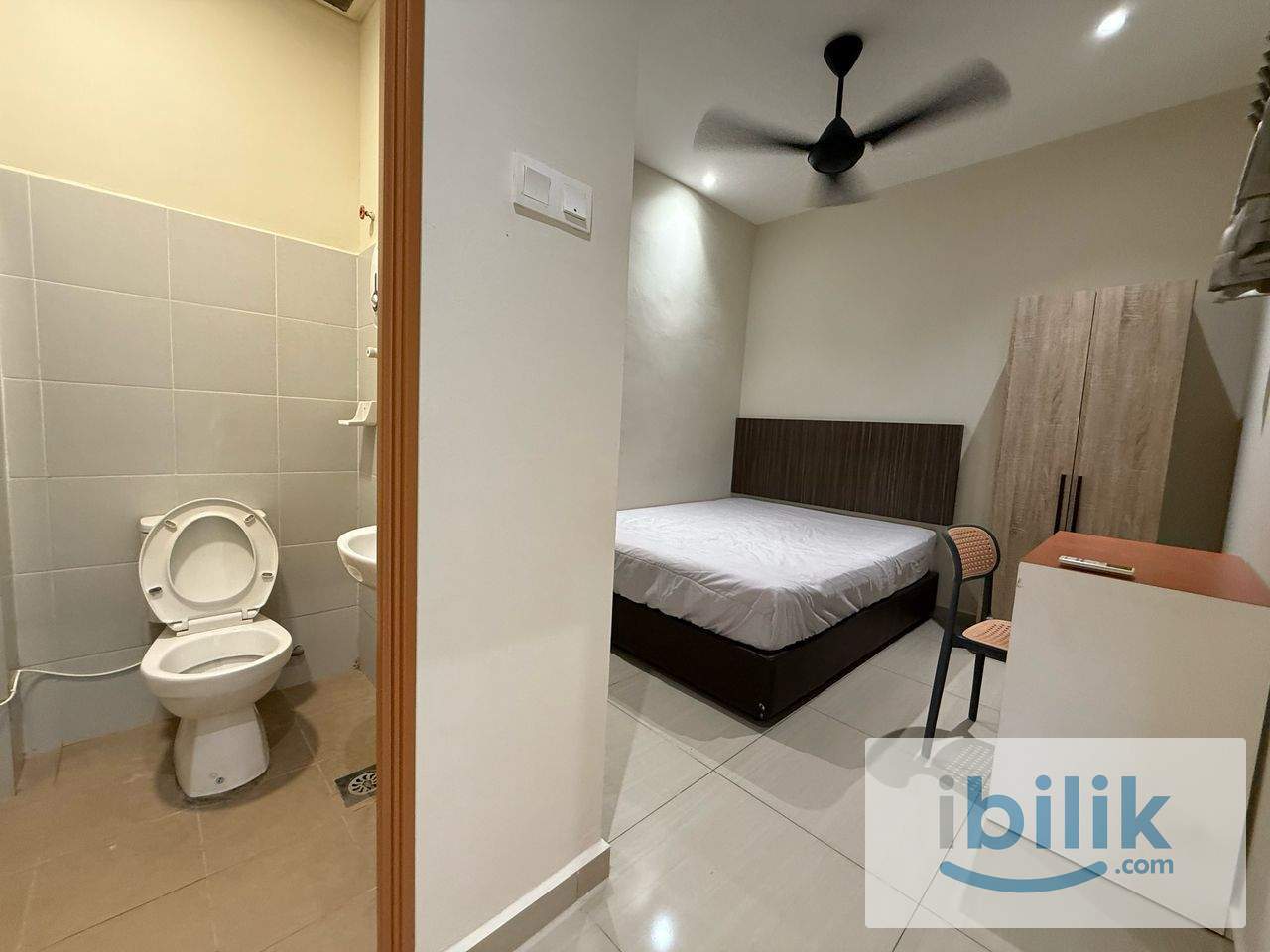 📍JOHOR JAYA ROOM FOR RENT🌈ZERO RENTAL DEPOSIT🌈Master Room at Taman Johor Jaya, Johor Bahru - Image 4
