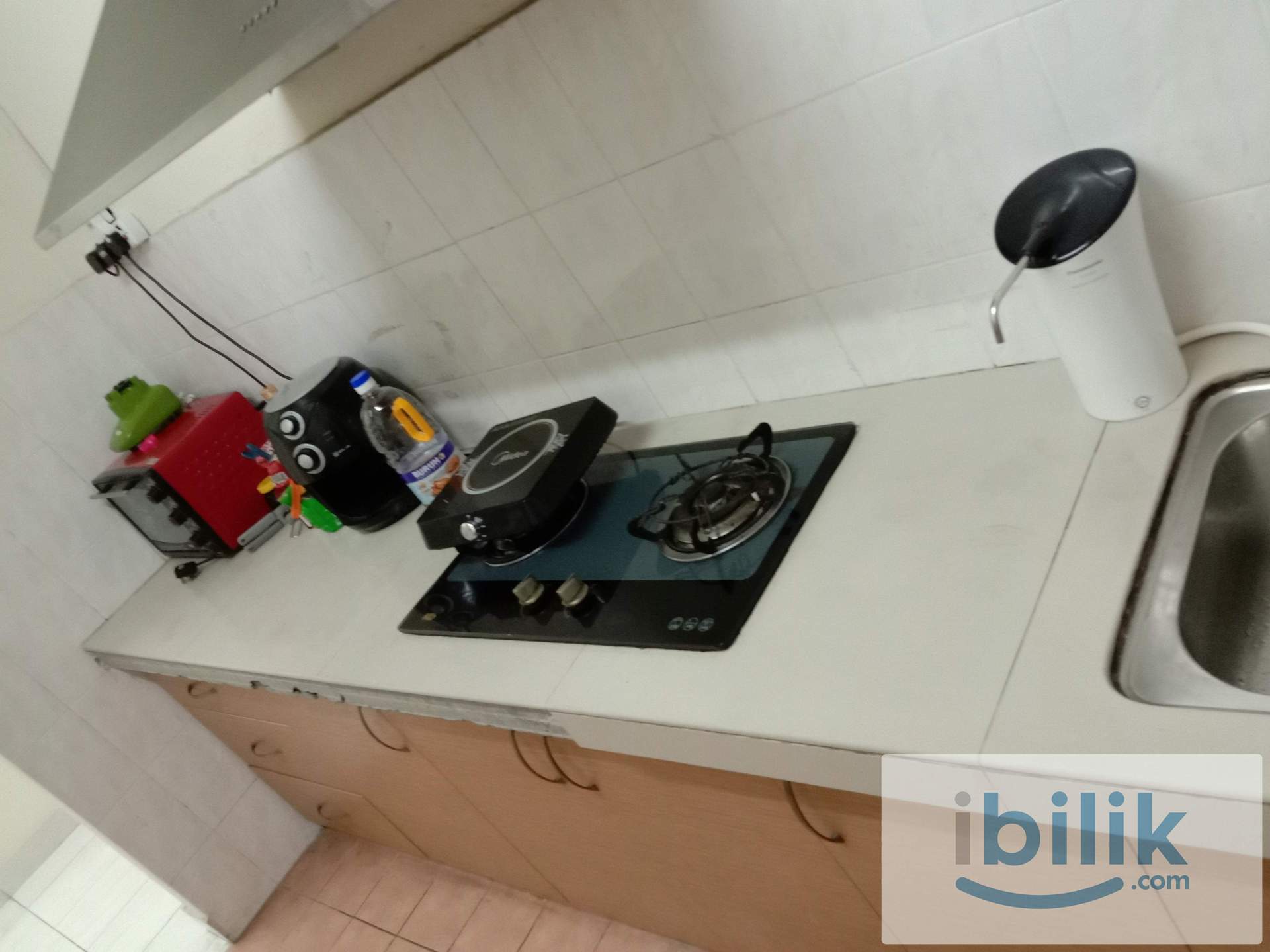 Nice Middle Room with Fully Furnished Wangsa Metroview - Image 1