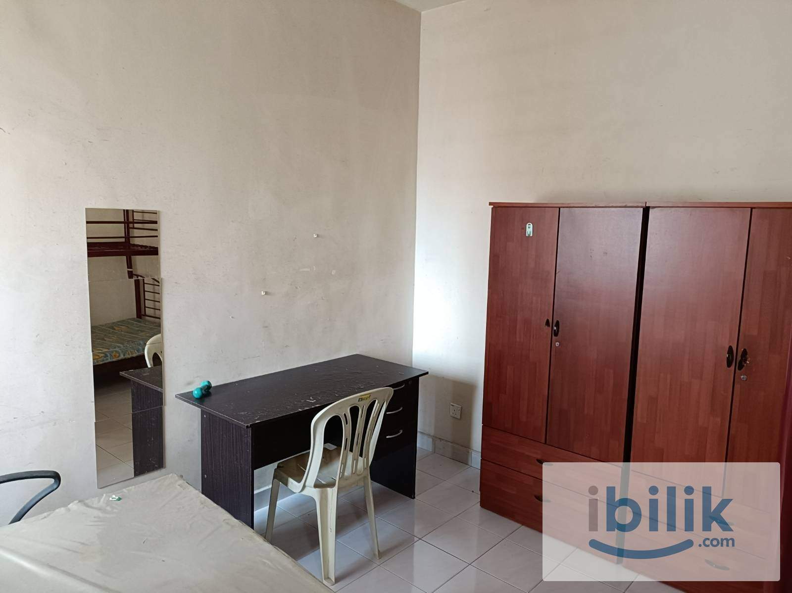 Nice Middle Room with Fully Furnished Wangsa Metroview - Image 5