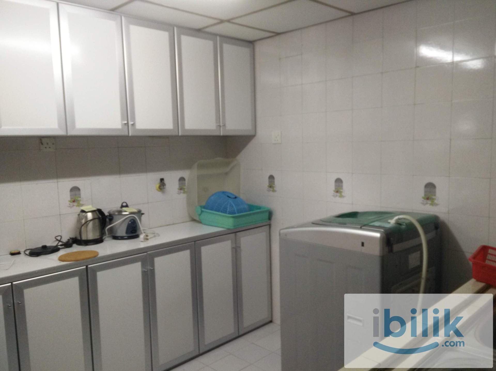 Middle Room at Block 697, Desa Kiara Condo - Image 5