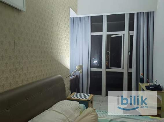 Master Room At The Peak Residence, Tanjung Tokong, Penang - Image 1