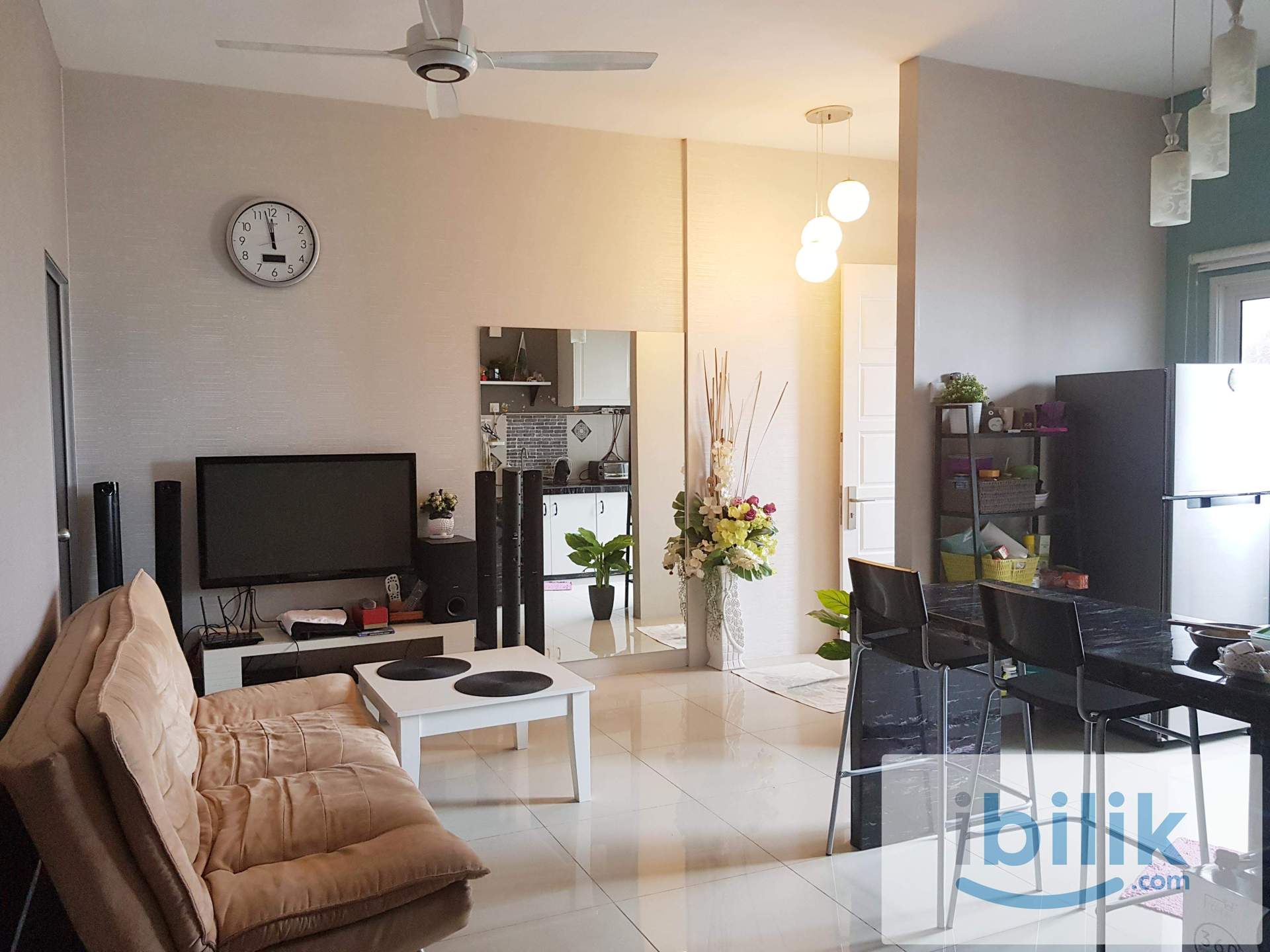 Master Room at The Peak Residence Tanjung Tokong near Gurney - Image 1