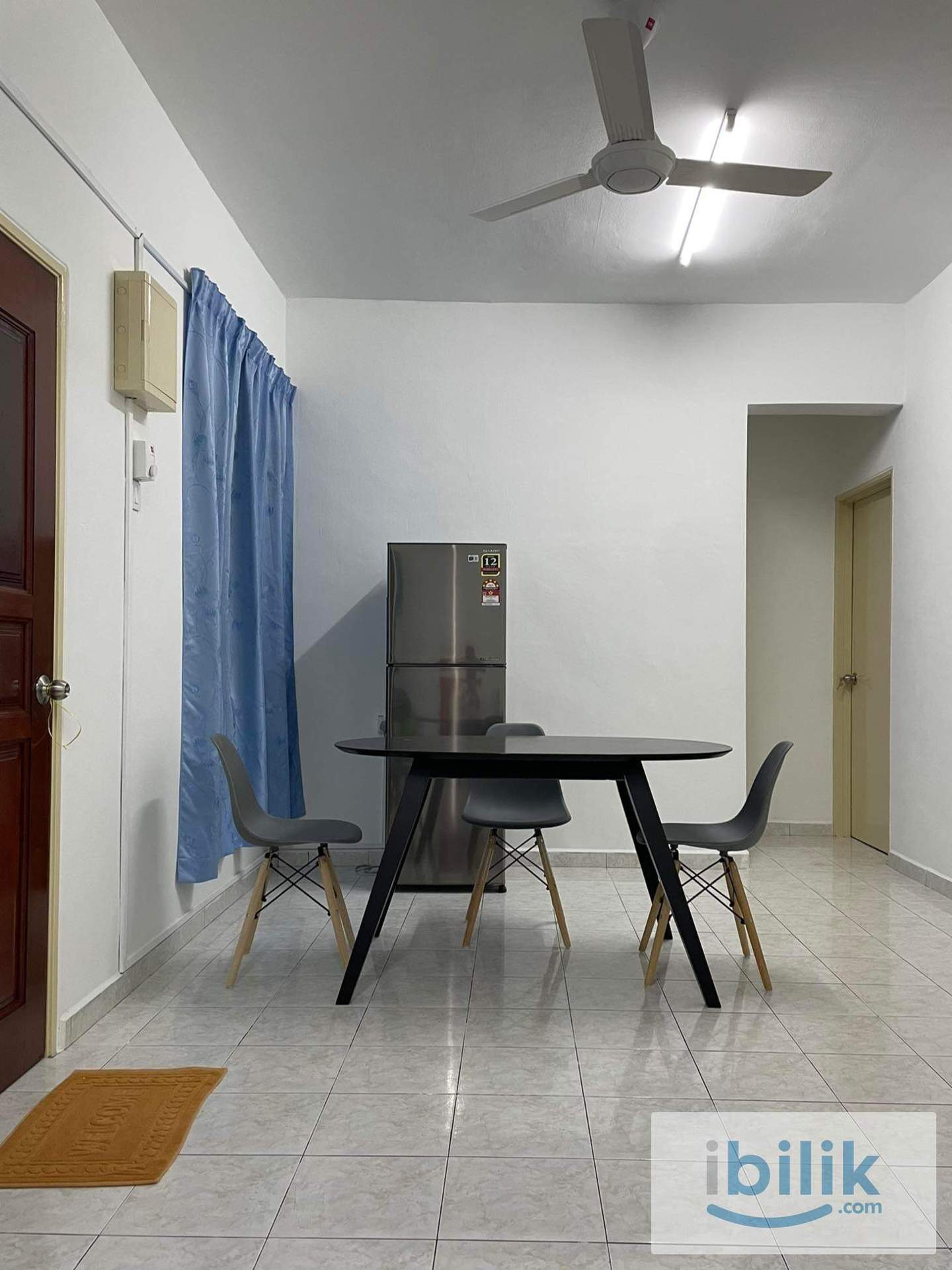 Spacious Furnished Room in Jelutong | 500Mbps WiFi | 3 Min to Night Market - Image 3