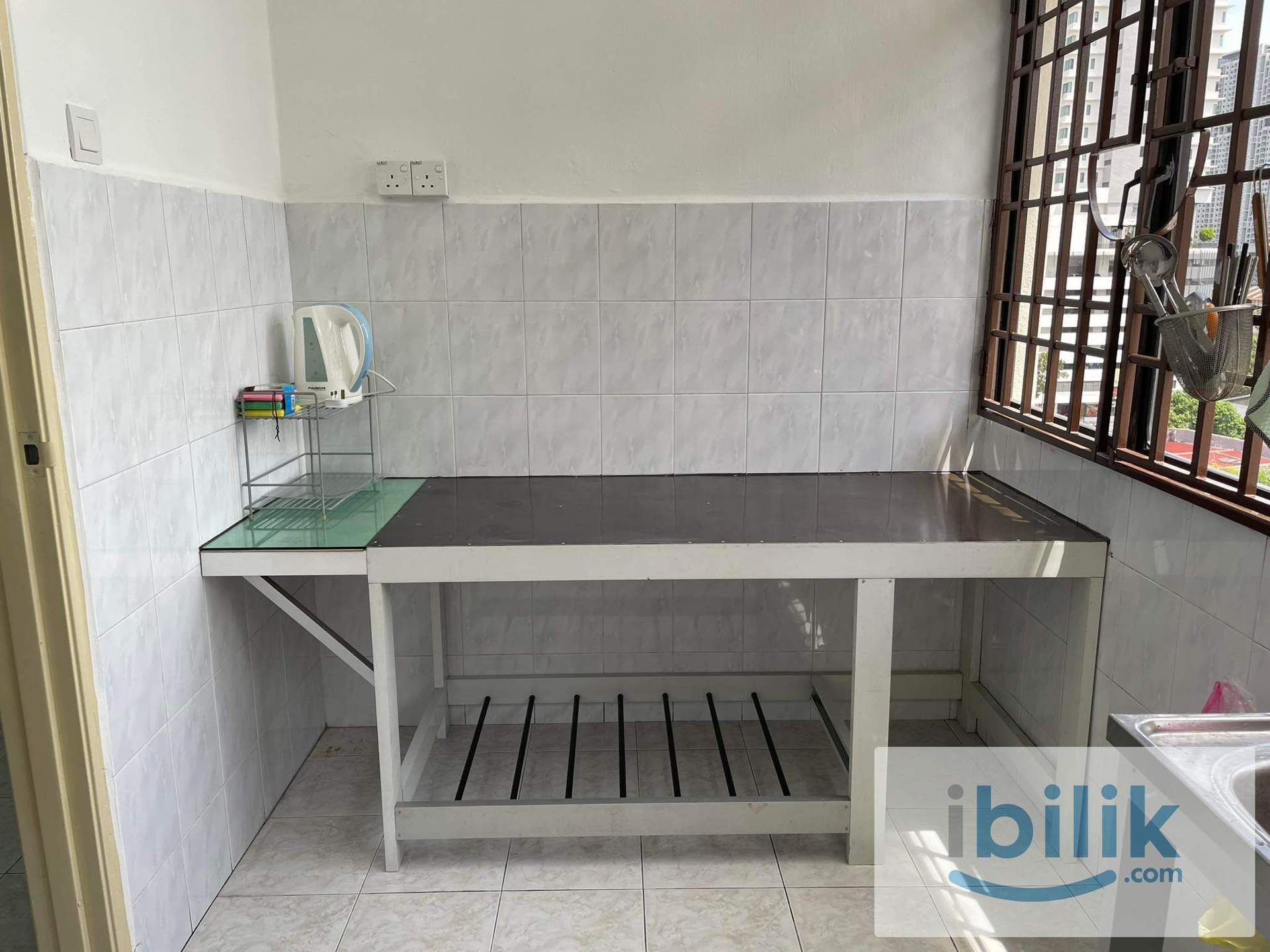 Cozy Fully Furnished Room @ Jelutong | 500Mbps WiFi | Chinese Male Preferred - Image 5