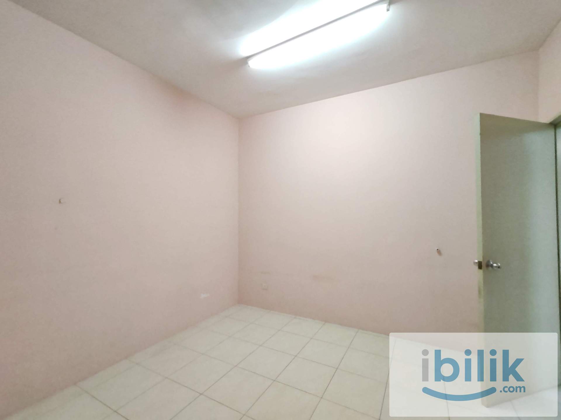 Master room for rent (Available now)  - Image 3