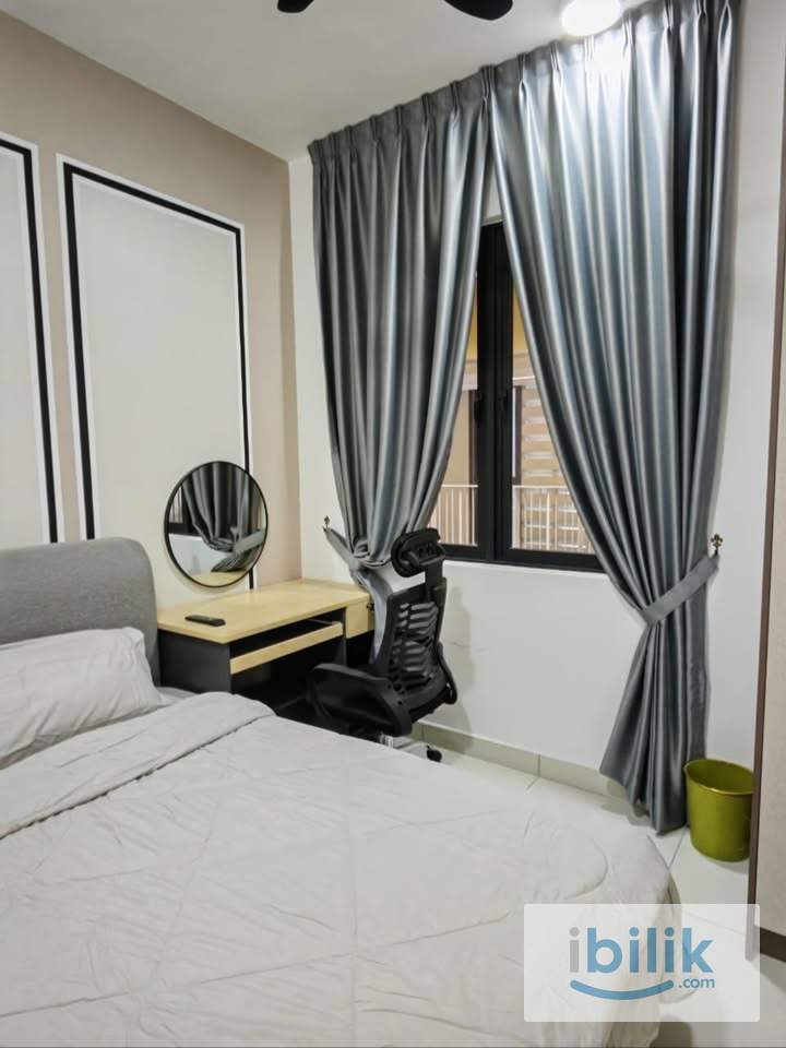 Middle Room at Parc 3, Cheras - Image 8