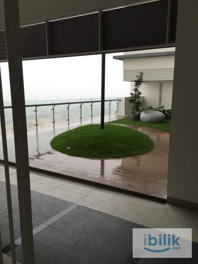 Middle Room at Skypod, Bandar Puchong Jaya - Image 7