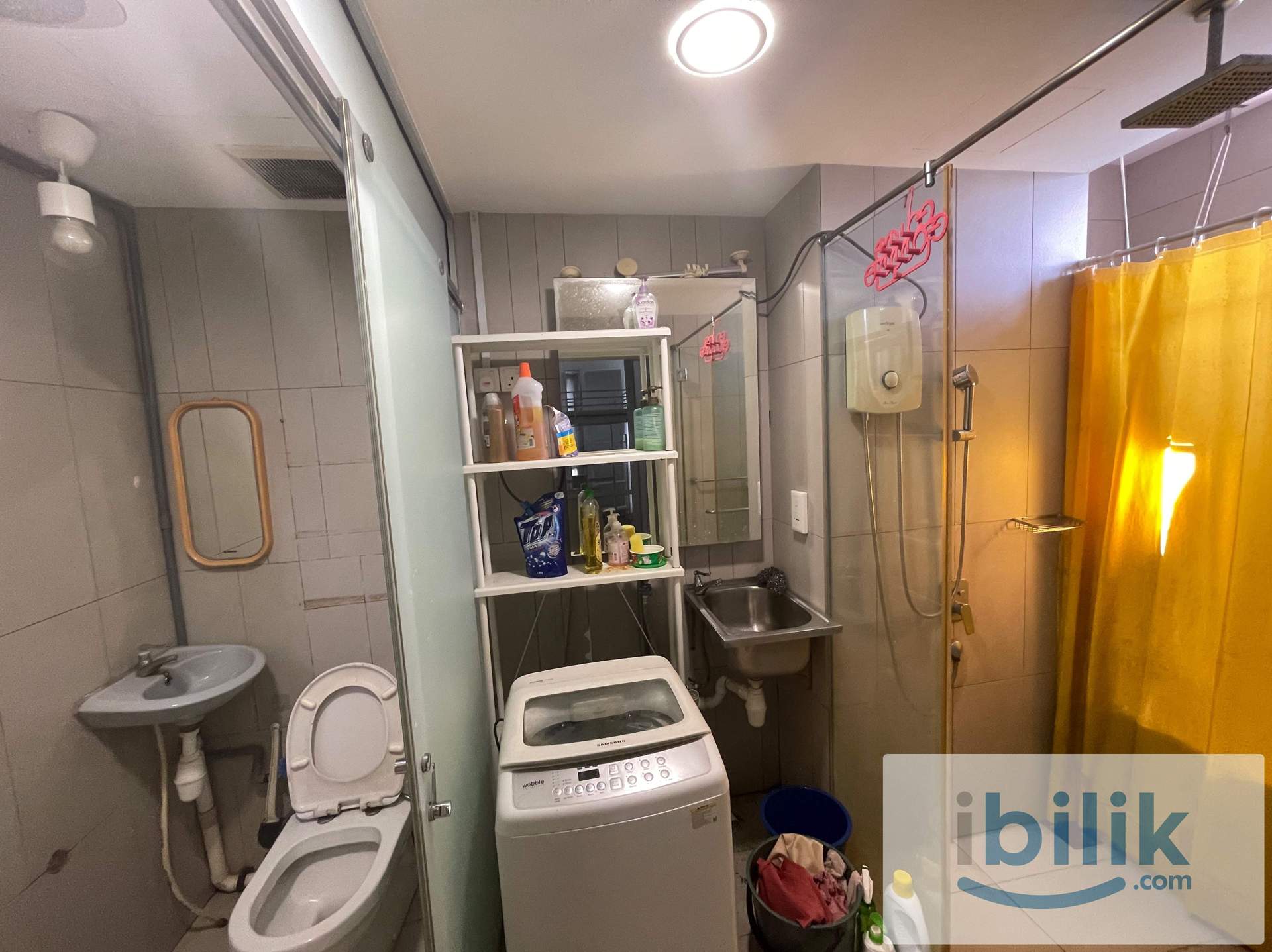Room for Male near Legoland, Gleneagles Hospital JB Iskander Puteri  - Image 4