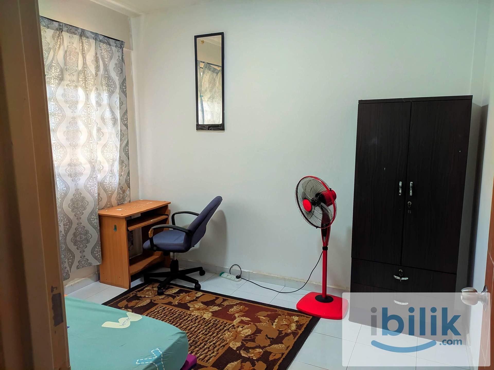 Middle Room at Bandar Seri Alam, Pasir Gudang - Image 2