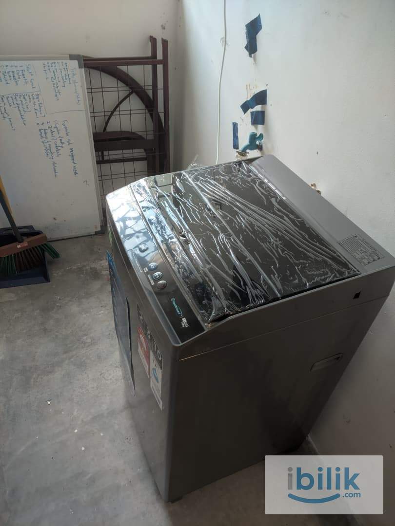 Middle Room at Bandar Seri Alam, Pasir Gudang - Image 10