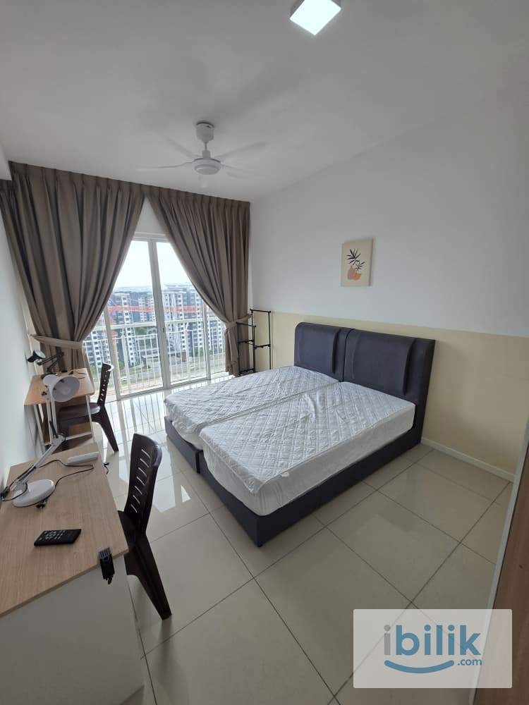 Balcony Room , Male Unit suitable for 1 or 2 ppl staying , Middle floor - Image 3