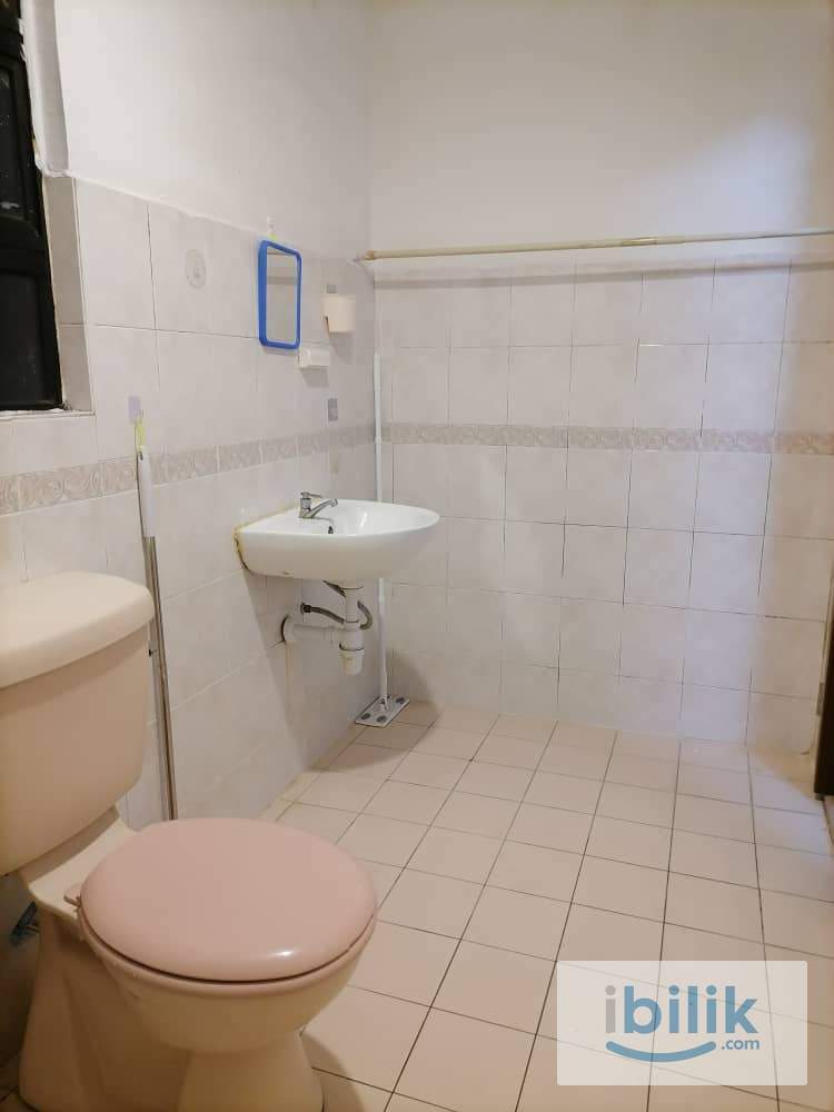 Master Room at Sunway Sutera, Sunway Damansara - Image 2