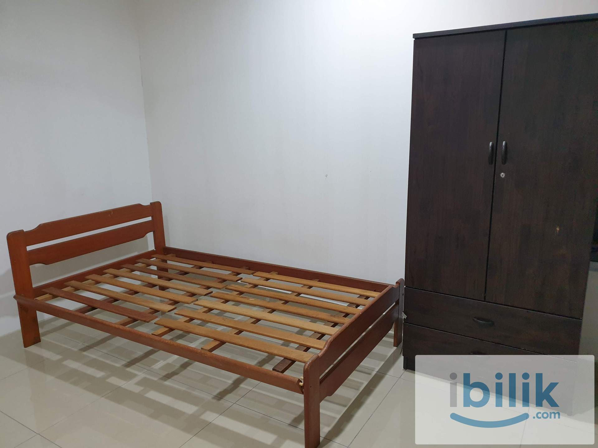 Middle bedroom for single lady  - Image 3