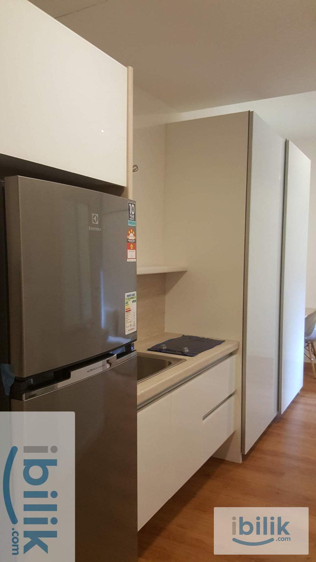 Junior Master Style Studio Unit Fully Furnished @ Utropolis Suites Glenmarie  - Image 2