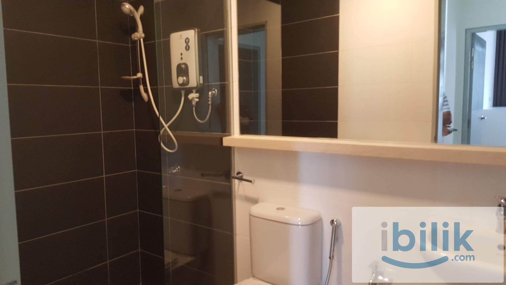 Junior Master Style Studio Unit Fully Furnished @ Utropolis Suites Glenmarie  - Image 4